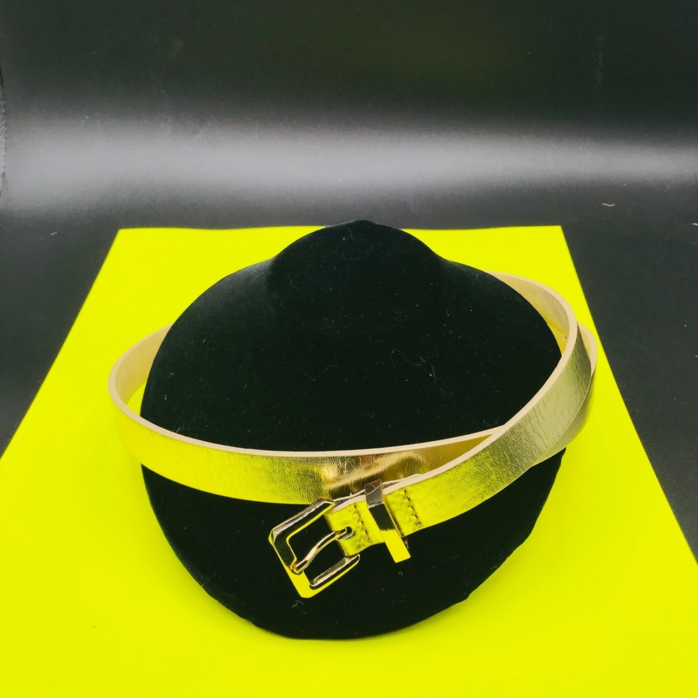 BANANA REPUBLIC SYNTHETIC LEATHER BELT NWOT